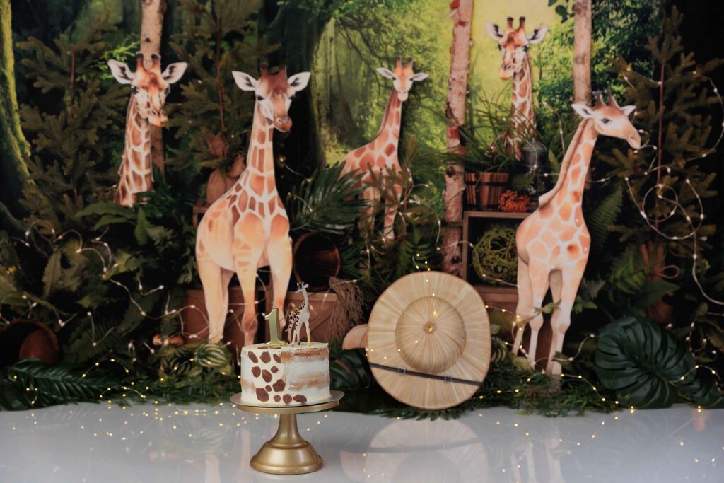 cakesmash met giraffen thema in het bos
